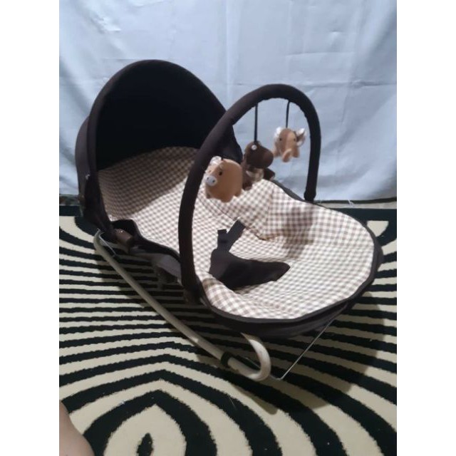 Shopee cheap baby rocker