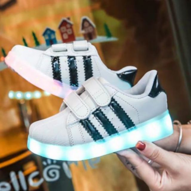 Scarpe cheap led adidas