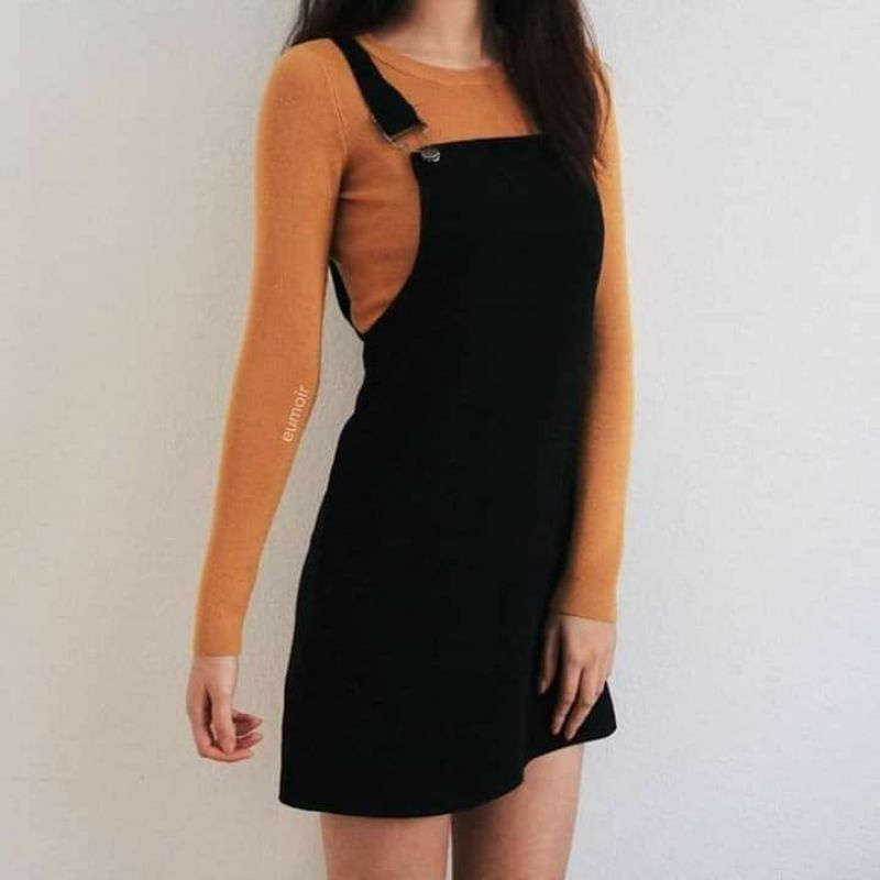 Plain black hot sale jumper dress