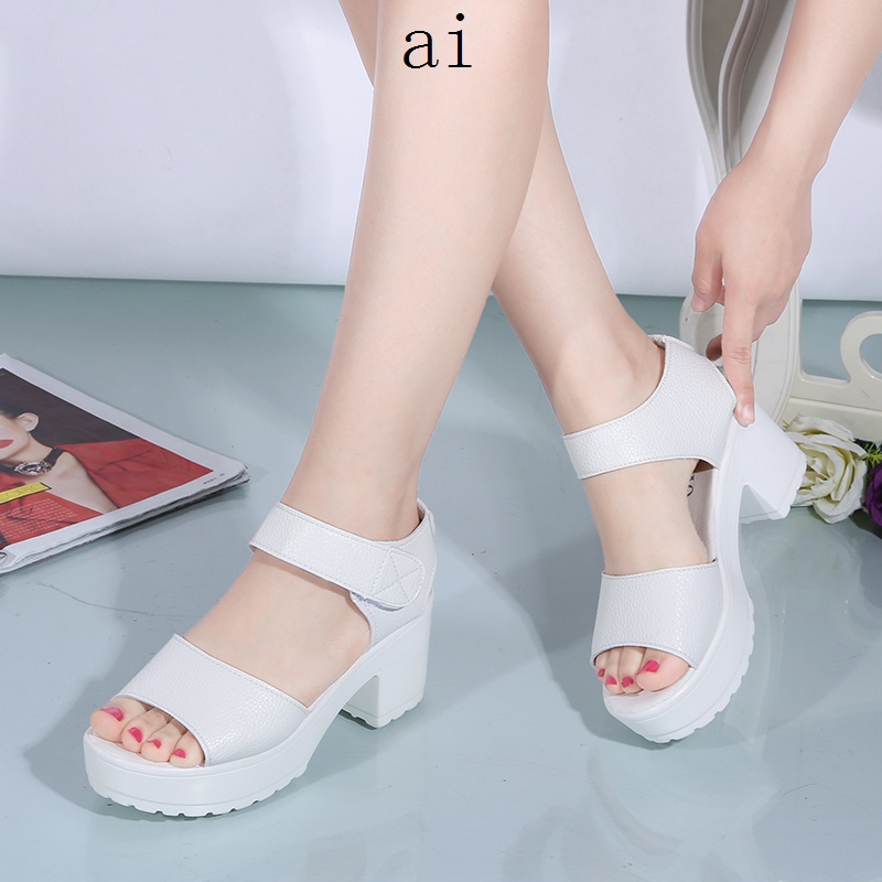 Plus size hot sale platform sandals