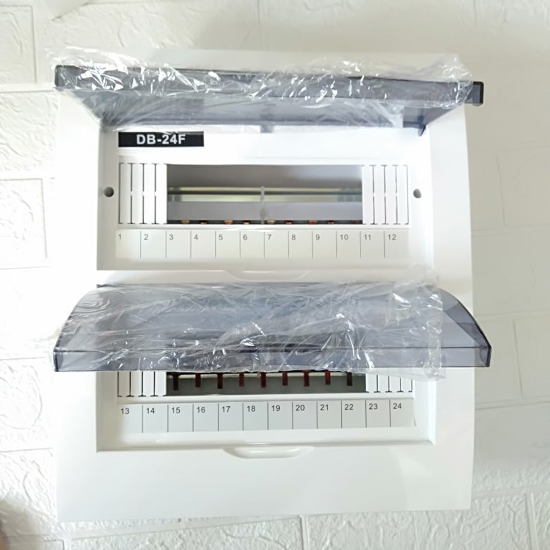 CHINT DISTRIBUTION BOX PANEL BOARD COMPLETE with BUSBAR, GROUND