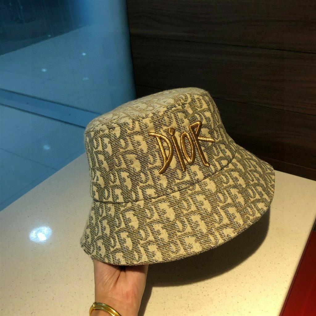 Dior bucket hat store price