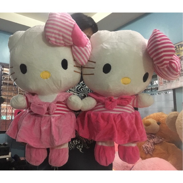 Hello kitty best sale big teddy bear