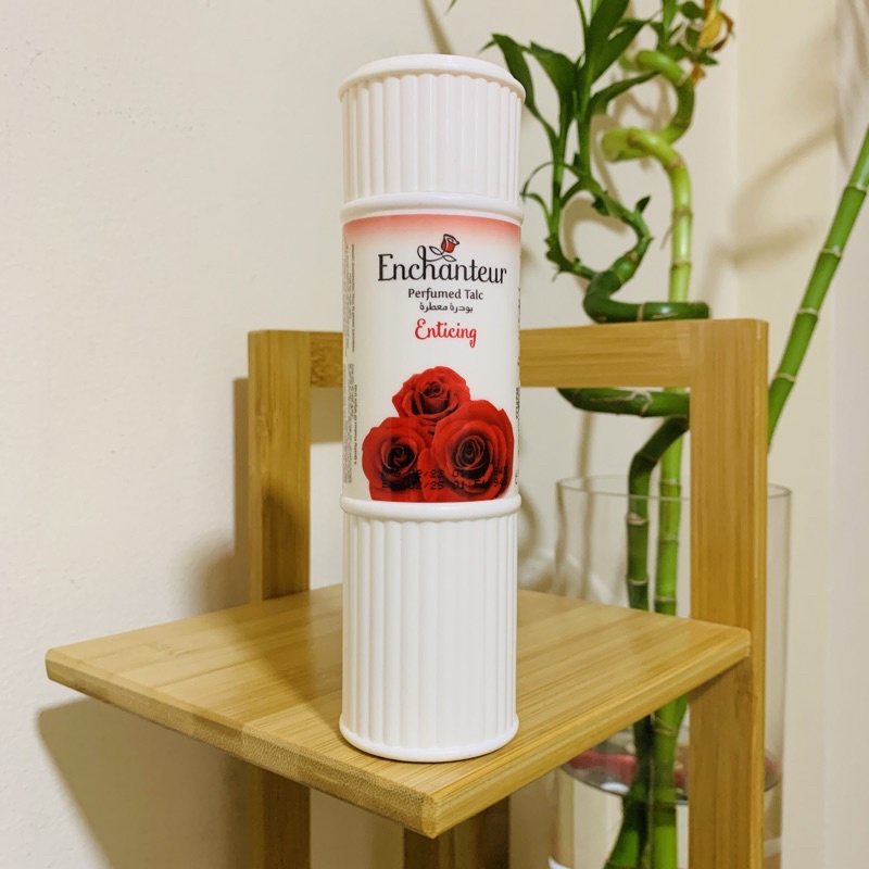 Enchanteur Perfumed Talc / Face Powder 125g from Dubai Shopee