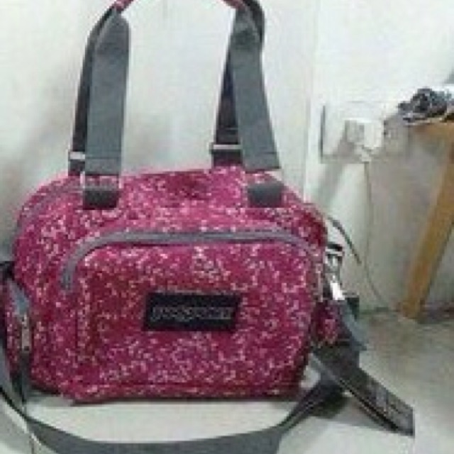 Jansport kikay outlet bag