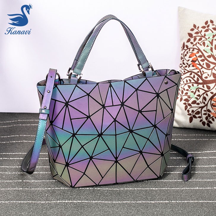 Kanavi Trend Bag Women's HandBag Geometric Lattice Luminous Shoulder Bag  Holographic Reflective Cross-Body Bag Geometry Lingge Purse Bag