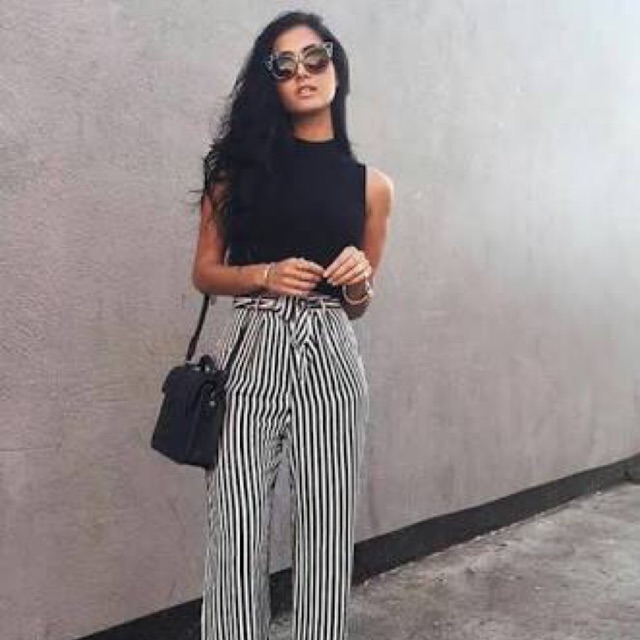 Black and white store striped square pants