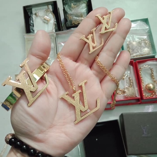 Louis Vuitton LV Jewelry Set