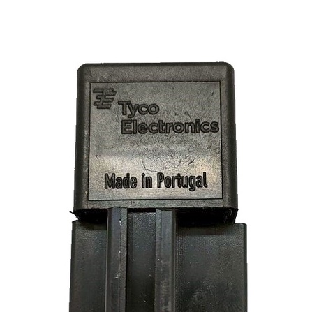 TYCO V23134-J59-X431 AUTOMOTIVE RELAY 12V 70A 4-PIN (WITH SOCKET ...