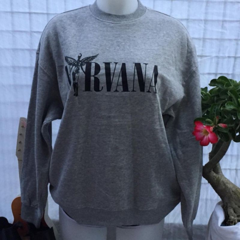 DIVIDED H M Nirvana Sweatshirt Shopee Philippines