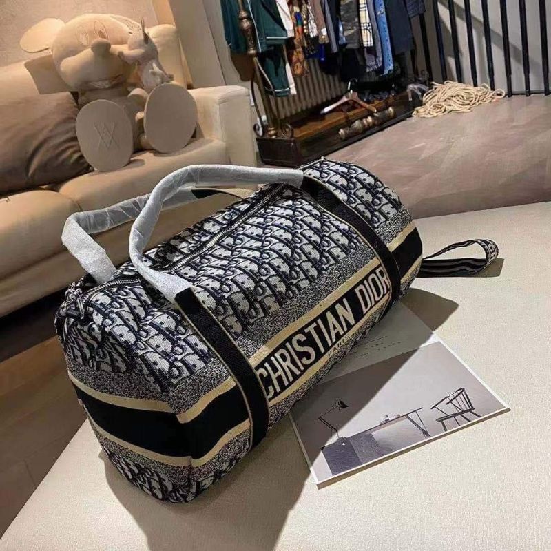 Dior best sale gym bag