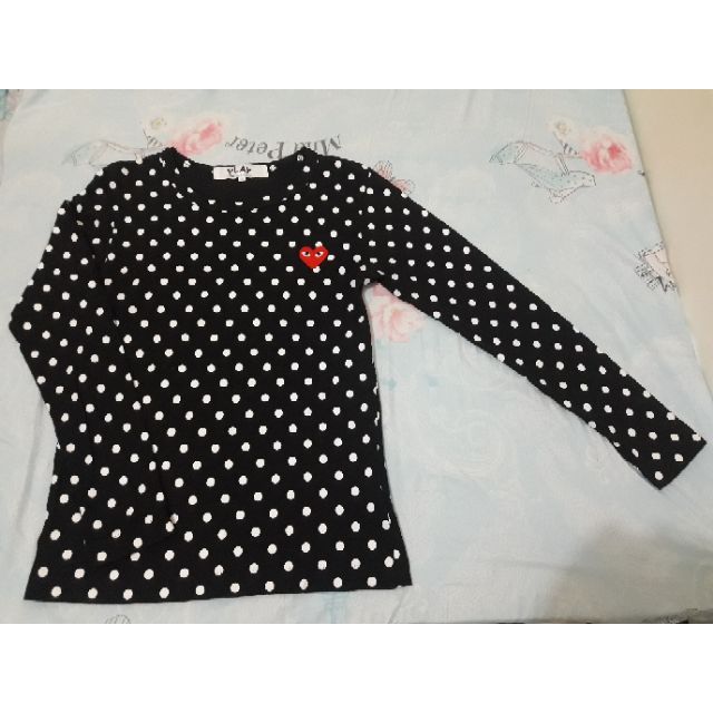 Comme des garcons play polka outlet dot hem heart tee