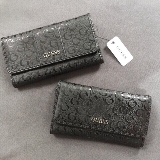 Guess factory wallets sales
