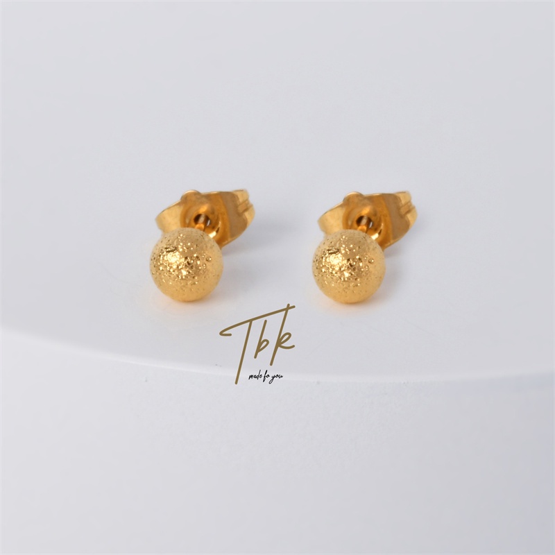 24k gold deals stud earrings