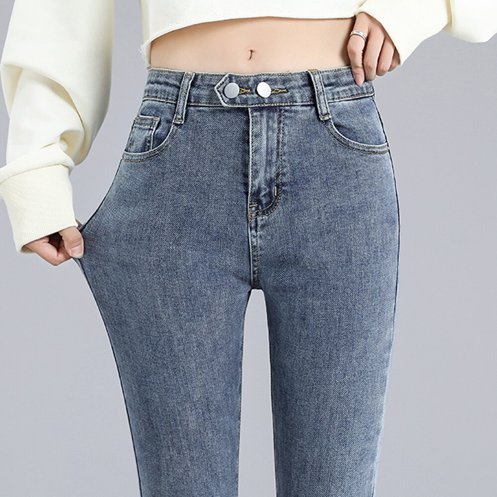 Two store button jeans