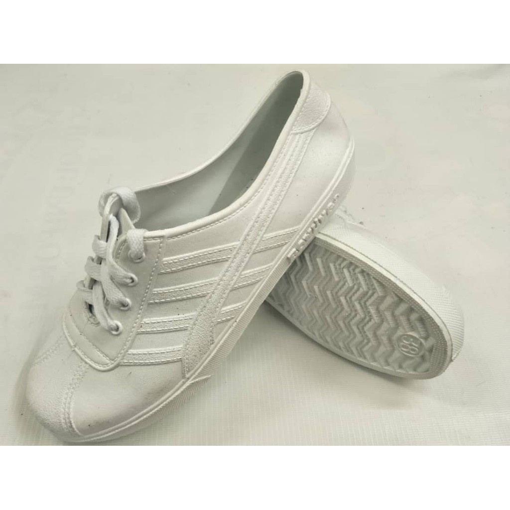 Kasut Getah Putih /Rubber Shoes Bowling /White Rubber Shoes | Shopee ...