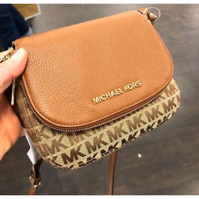 Mk sling shop bag small