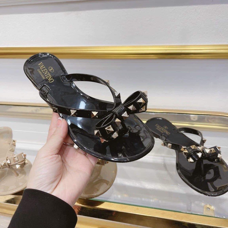 Valentino bow flip flops look outlet alike