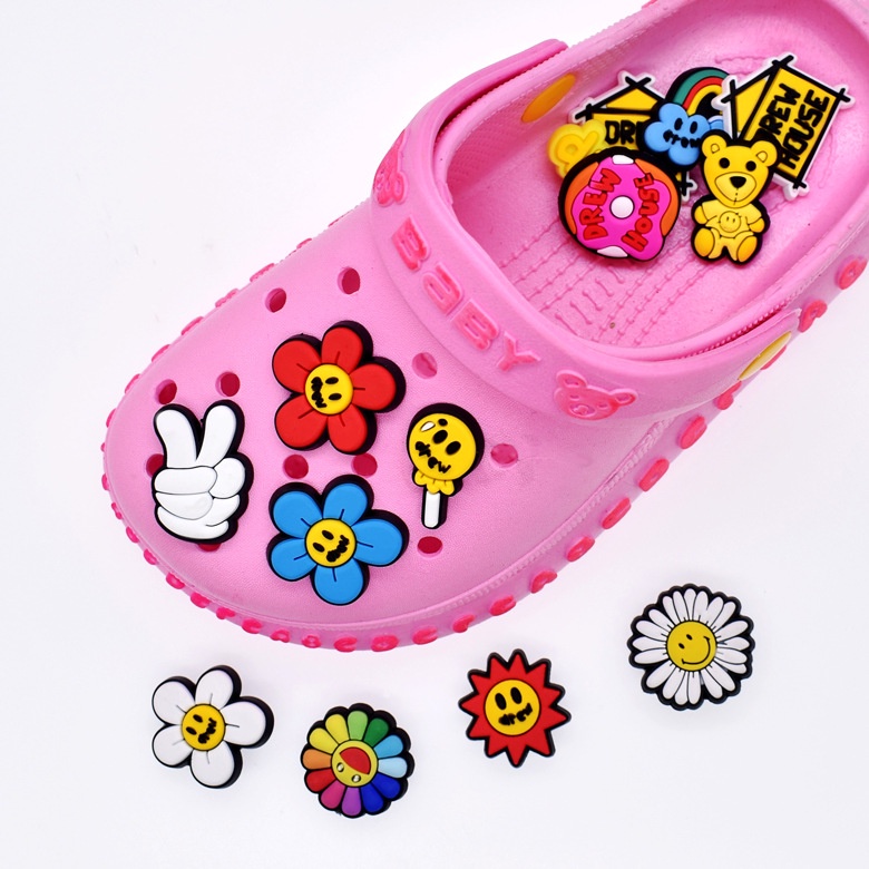 13pcs Cute Drew jbt Set Flower Rainbow Jibitz Charms Pins Drew House ...
