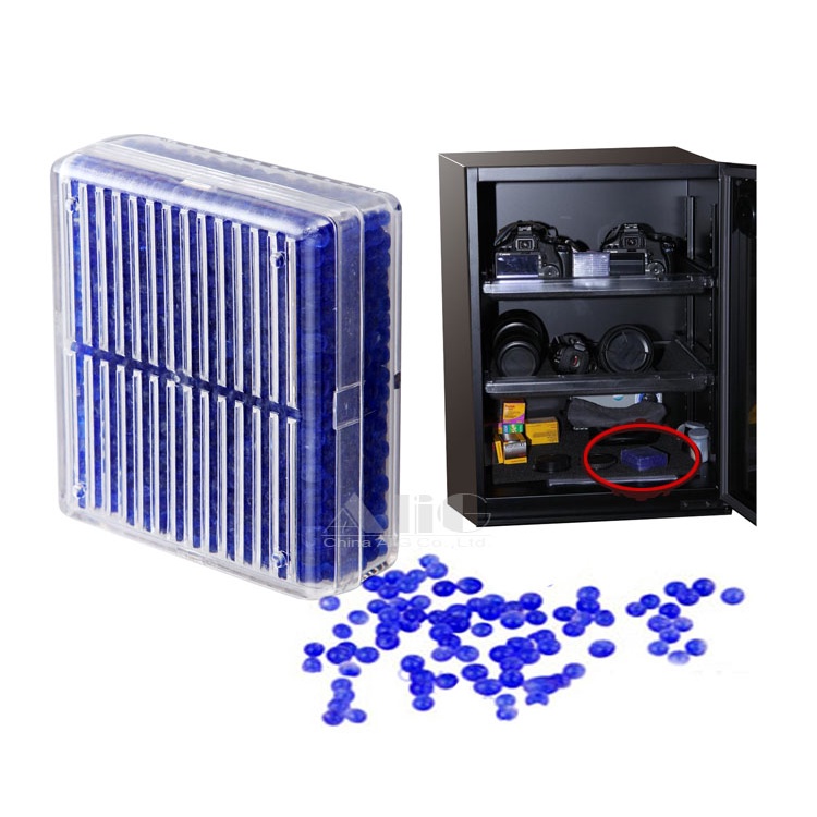 2 Pieces Reusable Silica Desiccant Humidity Moisture Absorb Box Camera