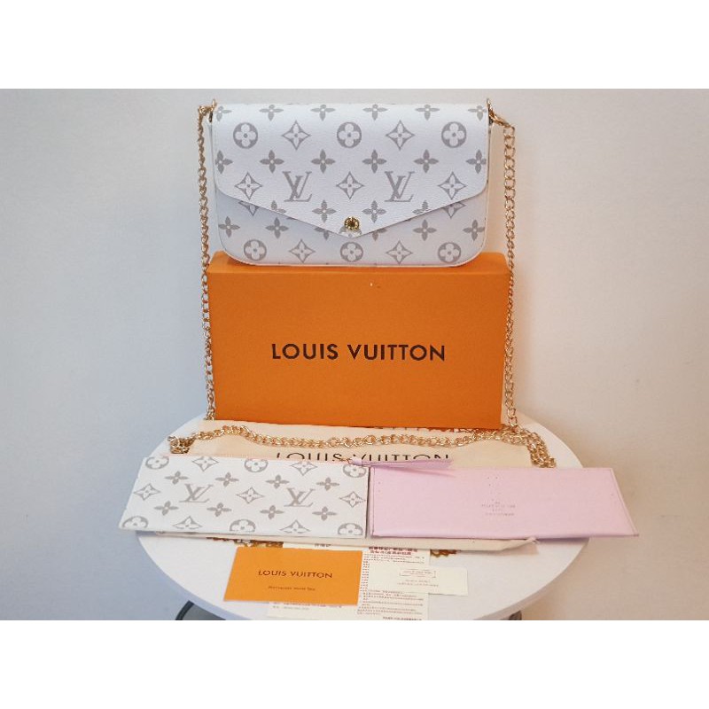 Louis Vuitton Limited Edition White Monogram Felicie Pochette w