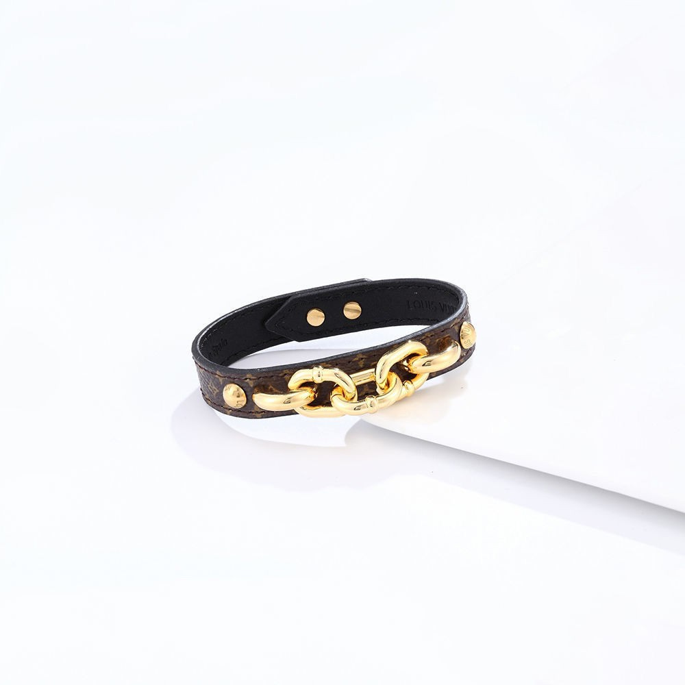 LOUIS VUITTON New Four-Leaf Clover VSheepskin Bracelet