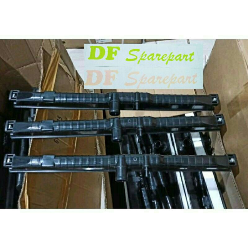Upper Tank Radiator Cover Upper Radiator Cover Ford Ranger 2.2L 2011 ...