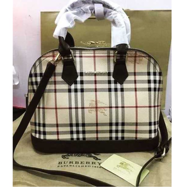 Burberry sling bag store price philippines