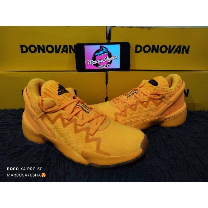 don issue 2 crayola pink