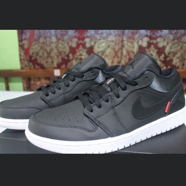 jordan 1 low psg