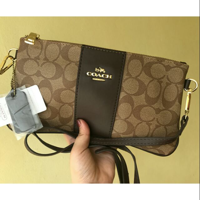 Coach wristlet hotsell sling bag