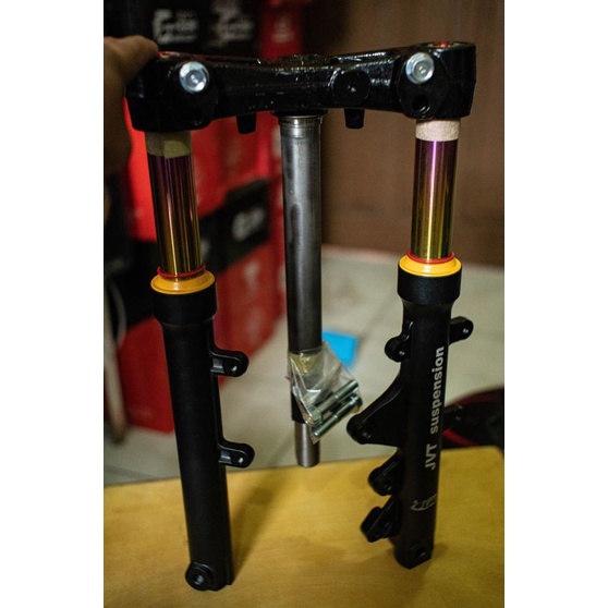 JVT Titanium Front Suspension With T-post 33mm (Adjustable For Aerox155 ...