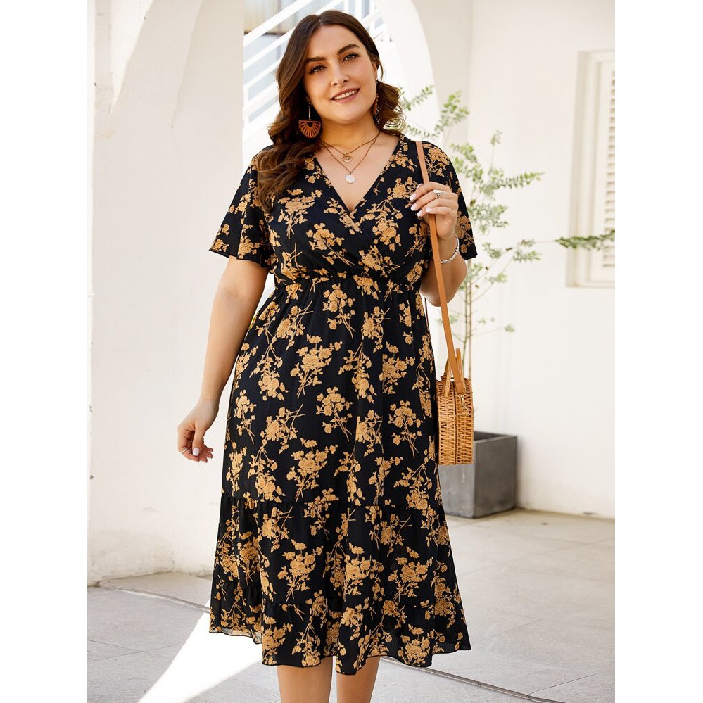 Y526 PLUS CHIC Surplice V-neck Garterized Floral Plus Size Dress ...