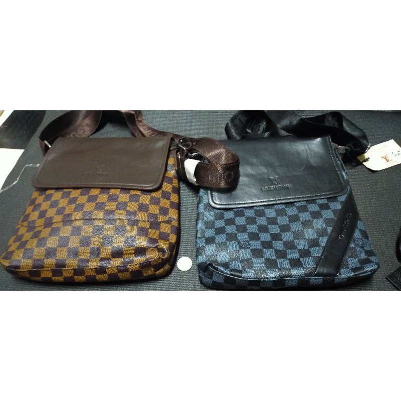 Lv body bag for men (good quality) actual picture