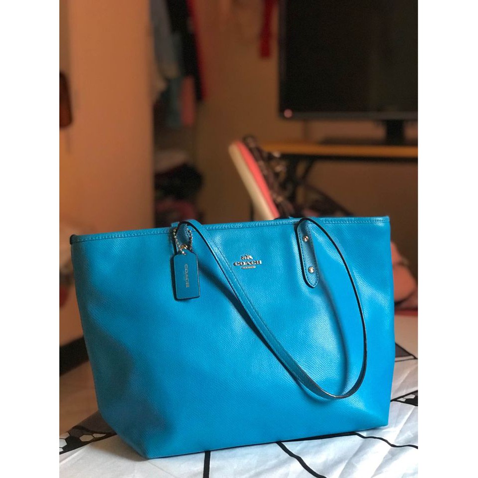 COACH TOTE BAG IN OCEAN BLUE