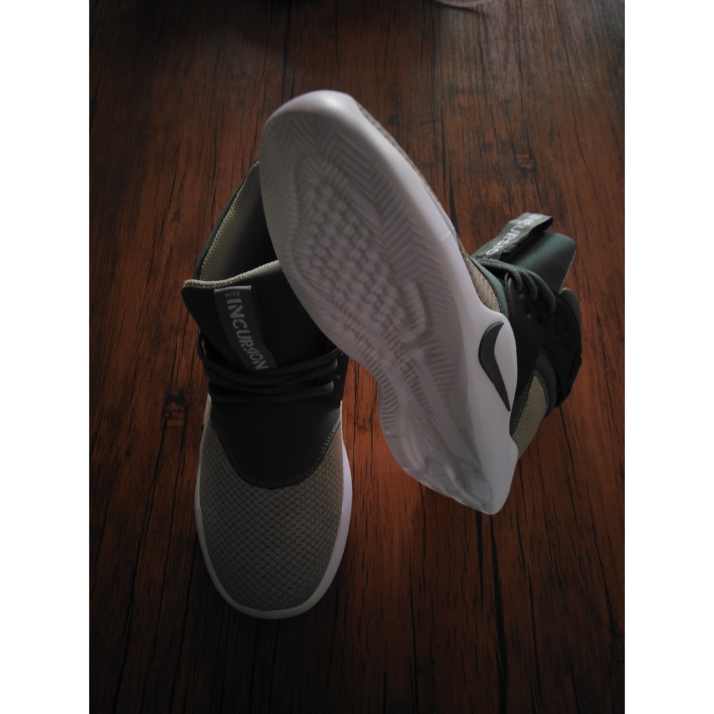 nike incursion grey