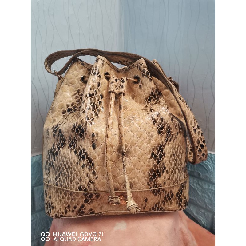 Snake print bucket discount bag