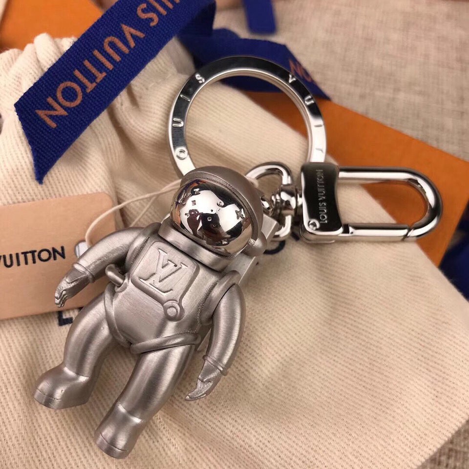 LV GALAXY ASTRONAUT NECKLACE, Luxury, Accessories on Carousell