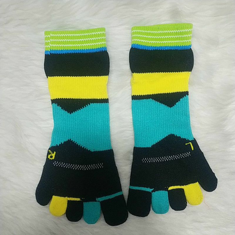 ACTIVE STYPLE Compression Socks Moisture Wicking Deodorizing Socks 5