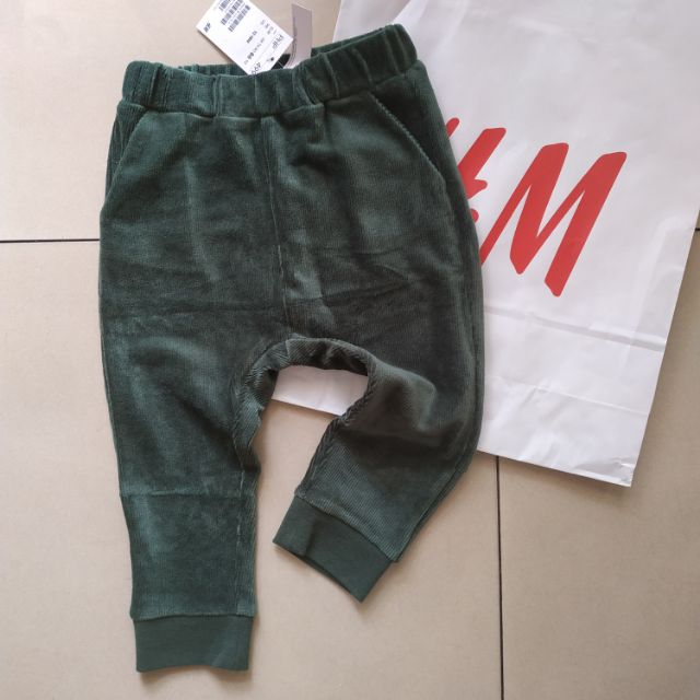 H&m on sale velvet pants