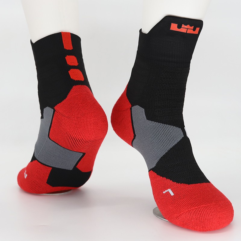 Nike lebron hyper elite socks hotsell