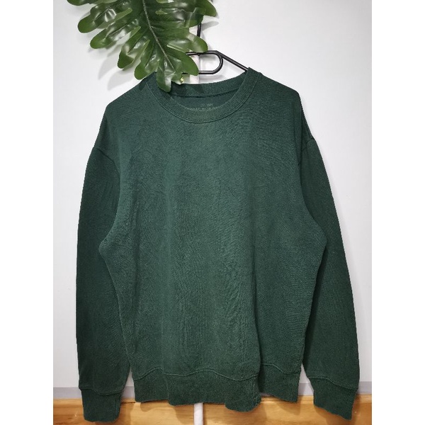 Green sweater hotsell