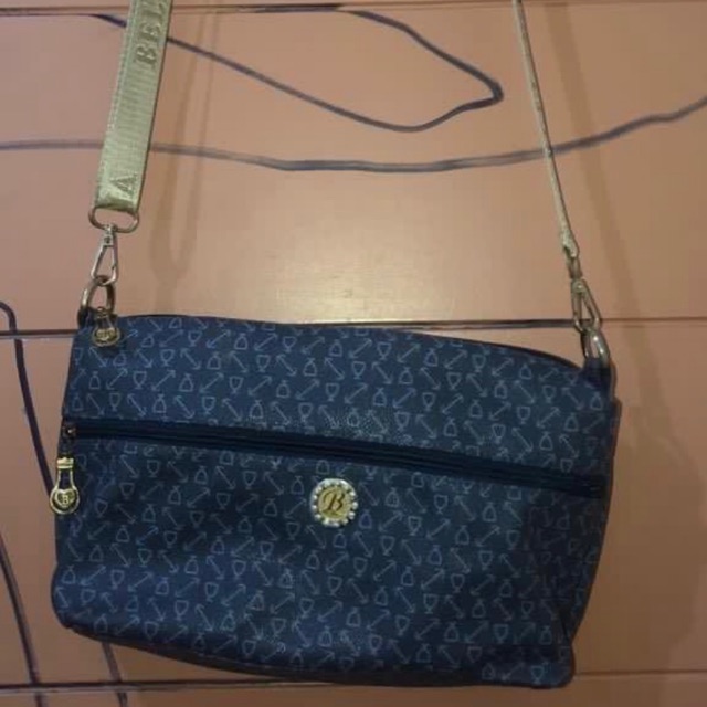 Preloved Belladonna Navy Blue Sling Bag