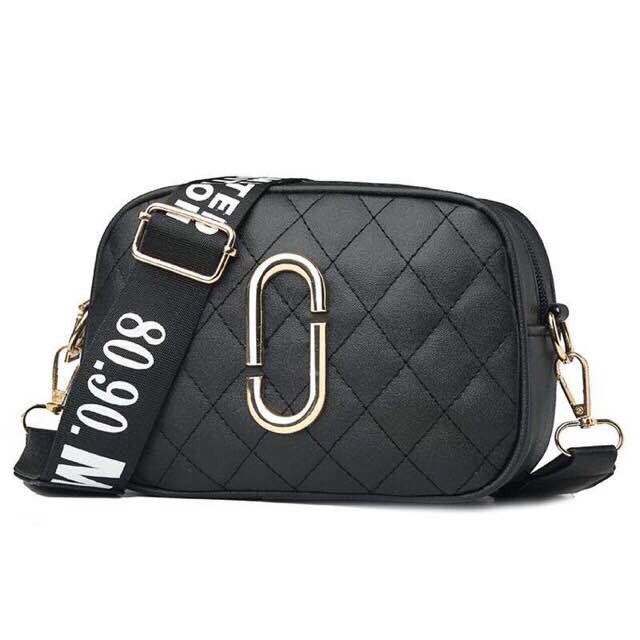 Marc jacobs 2024 camera sling bag