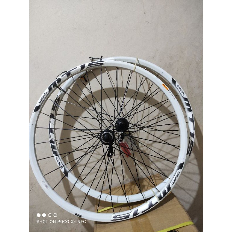 Shimano mt15 best sale 27.5 wheelset