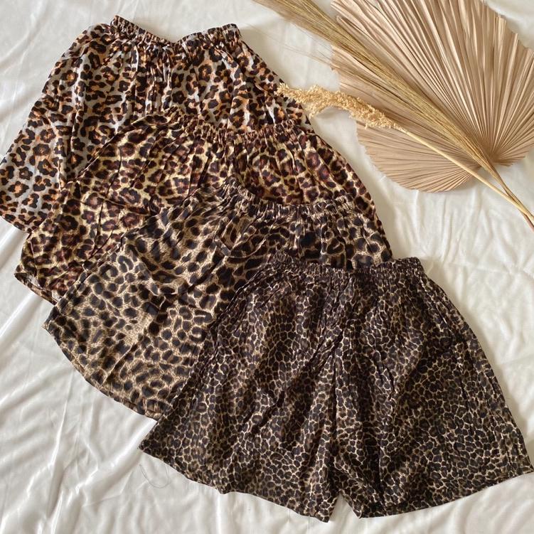Trend Leopard Shorts/Seojun Pants x86 | Shopee Philippines