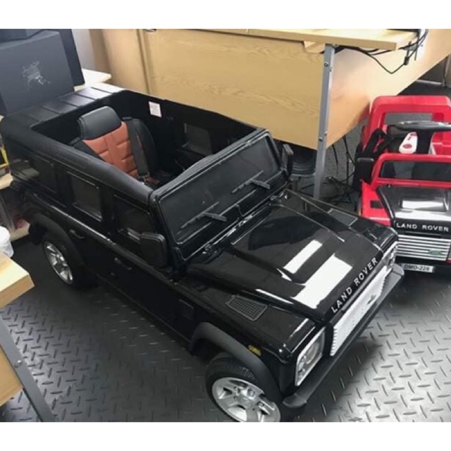 Licensed Land Rover Defender Rechargeable Ride On Car with Rubber Tires ...