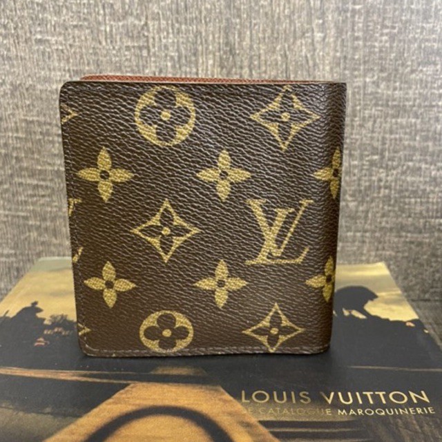 Louis Vuitton Monogram Canvas Porte Billets 6 Men's Wallet at Jill's  Consignment