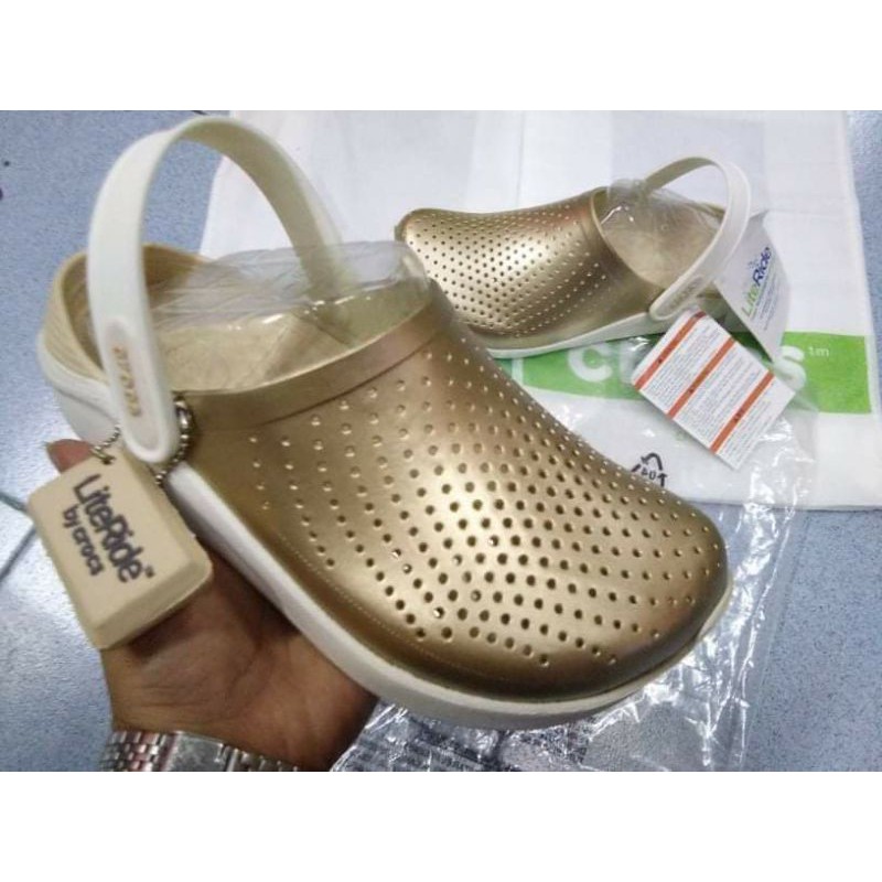 Crocs 2025 literide gold