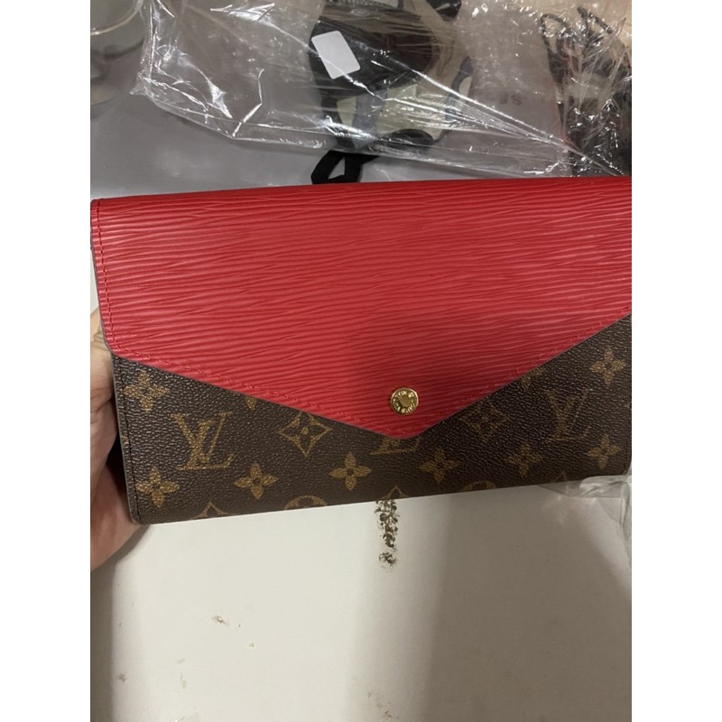 2005 lv wallet  Shopee Philippines